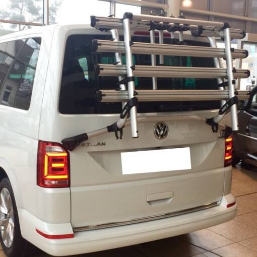 VW Hecktraeger T6 Ansicht Hinten links