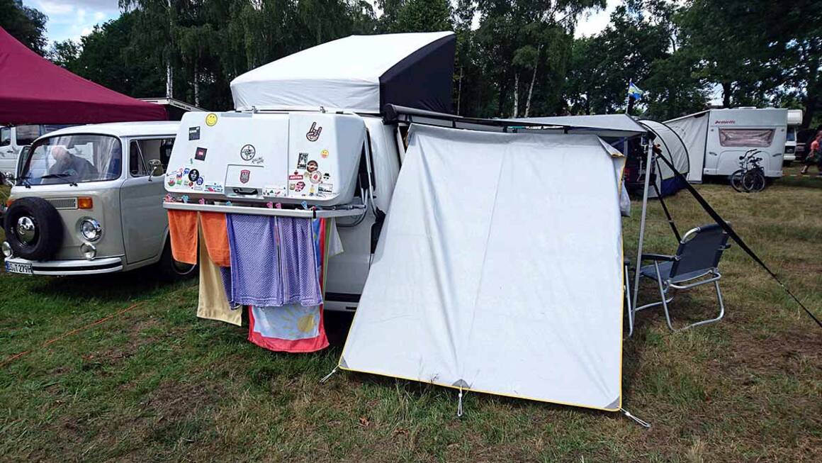 Camping Box fürs Auto - Schlafen, Kochen und Abwaschen