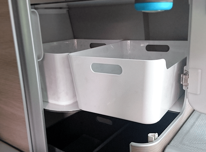Heckschrank mit Ikea Boxen